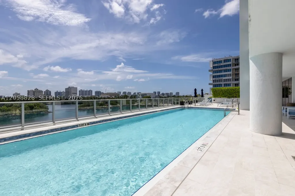 1180 N Federal Highway Fort Lauderdale FL 33304