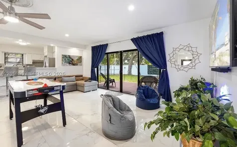 941 NW 180th Terrace Miami Gardens FL 33169