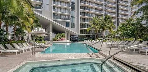 88 SW 7th Street Miami FL 33130