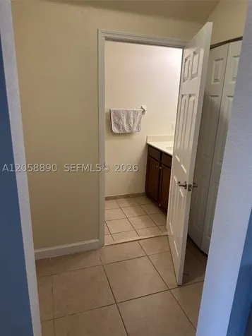 17089 SW 93rd Street Miami FL 33196