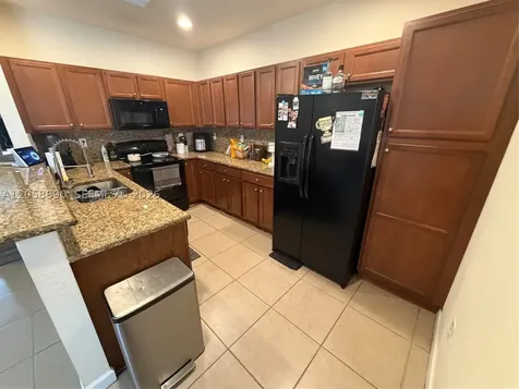 17089 SW 93rd Street Miami FL 33196