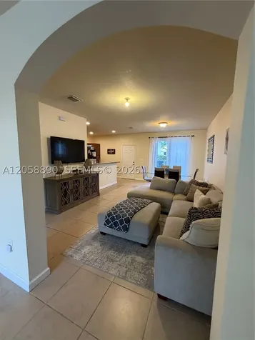 17089 SW 93rd Street Miami FL 33196