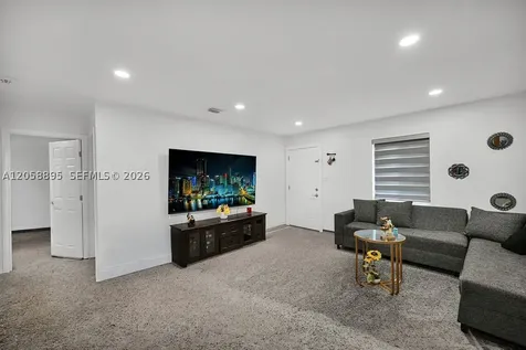 2925 NW 63rd Street Miami FL 33147
