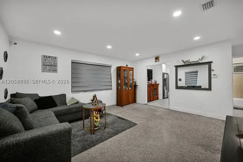 2925 NW 63rd Street Miami FL 33147