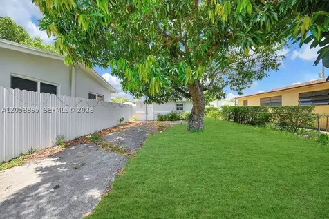 2925 NW 63rd Street Miami FL 33147