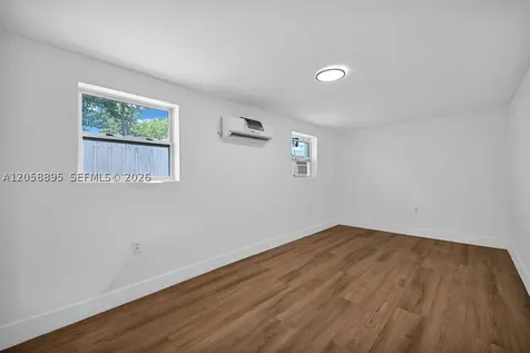 2925 NW 63rd Street Miami FL 33147