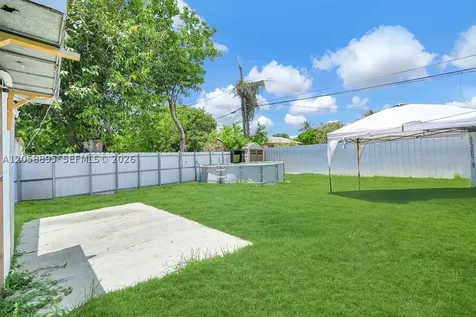 2925 NW 63rd Street Miami FL 33147