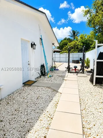 10364 Fairway Heights Boulevard Miami FL 33157