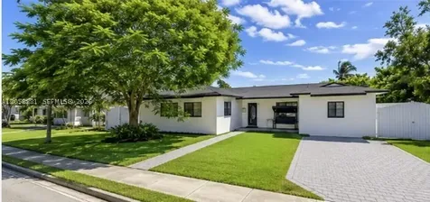 10364 Fairway Heights Boulevard Miami FL 33157