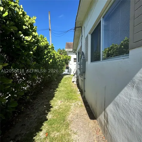 6157 SW 64th Street South Miami FL 33143