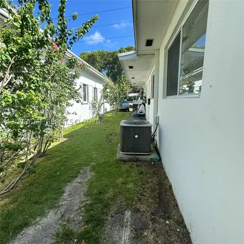 6157 SW 64th Street South Miami FL 33143