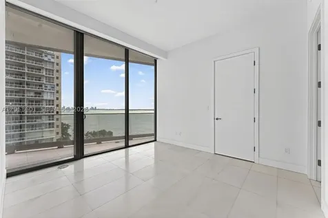 175 SE 25th Road Miami FL 33129