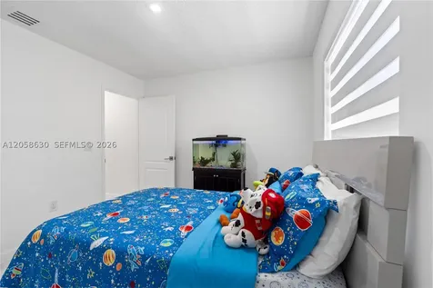 8842 SW 215th Lane Cutler Bay FL 33189