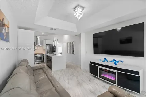 8842 SW 215th Lane Cutler Bay FL 33189