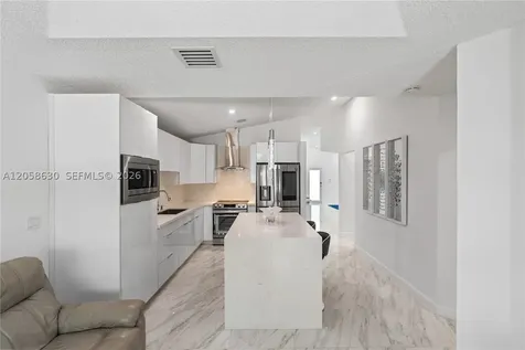 8842 SW 215th Lane Cutler Bay FL 33189
