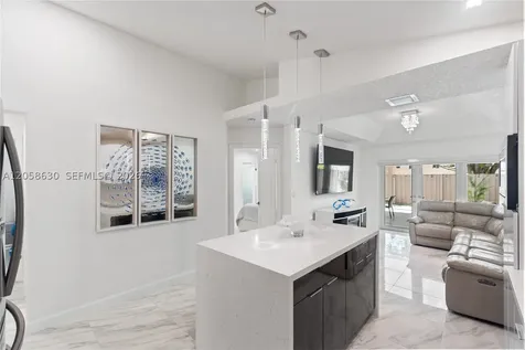 8842 SW 215th Lane Cutler Bay FL 33189