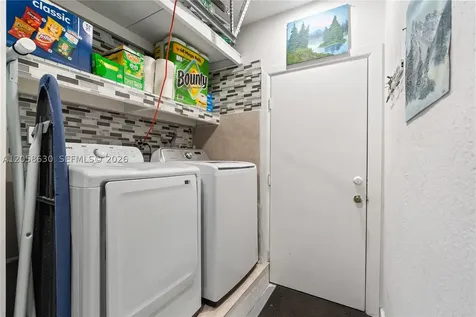 8842 SW 215th Lane Cutler Bay FL 33189