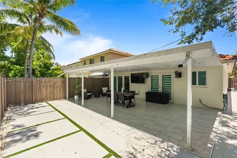 8842 SW 215th Lane Cutler Bay FL 33189