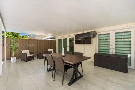 8842 SW 215th Lane Cutler Bay FL 33189