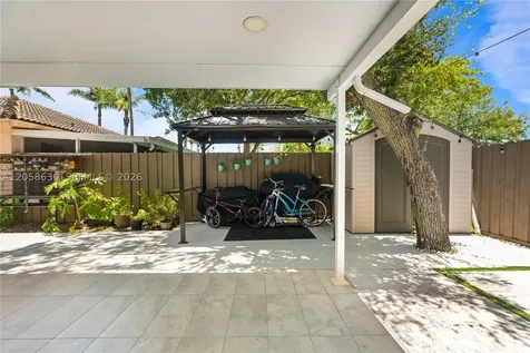 8842 SW 215th Lane Cutler Bay FL 33189