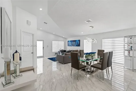 8842 SW 215th Lane Cutler Bay FL 33189