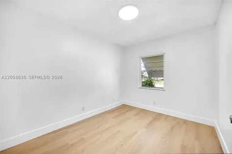 304 SW 77th Avenue North Lauderdale FL 33068