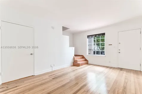 21 Madeira Avenue Coral Gables FL 33134