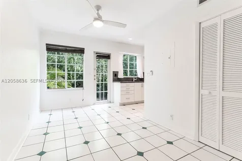 21 Madeira Avenue Coral Gables FL 33134