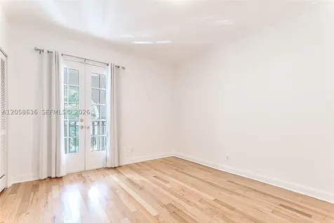 21 Madeira Avenue Coral Gables FL 33134