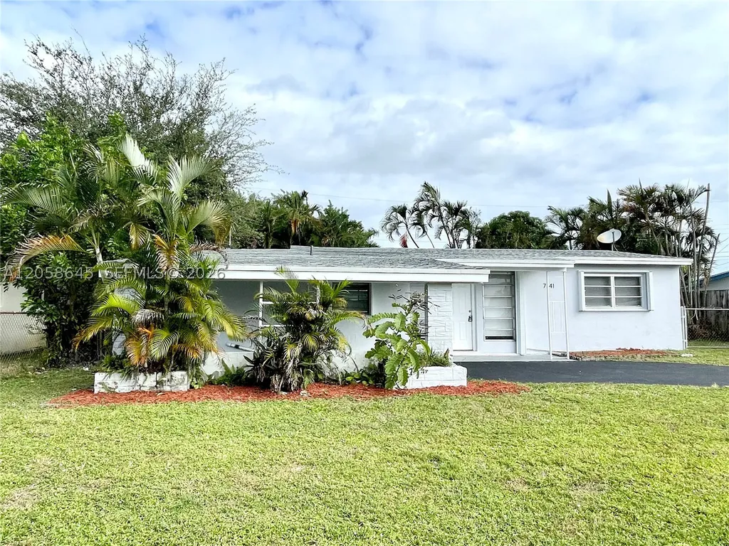 7141 Wilson Street Hollywood FL 33024