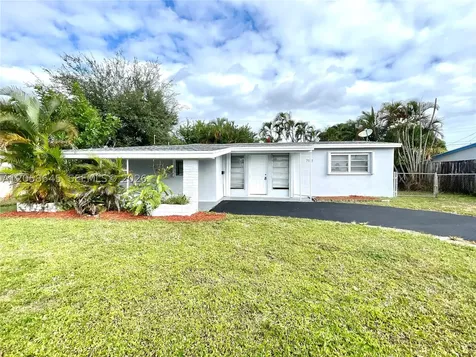 7141 Wilson Street Hollywood FL 33024