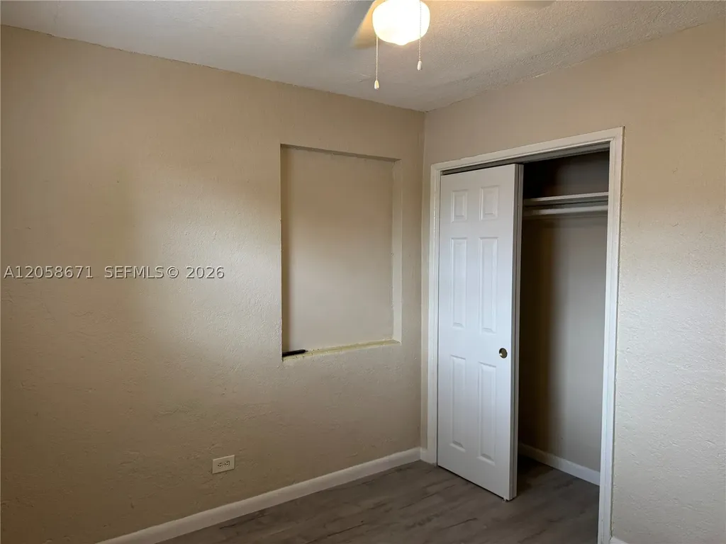 2352 NW 13th Court Fort Lauderdale FL 33311