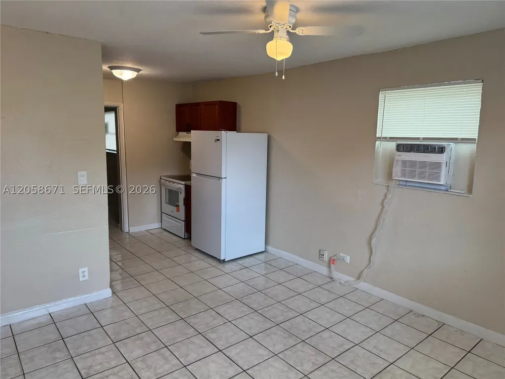 2352 NW 13th Court Fort Lauderdale FL 33311