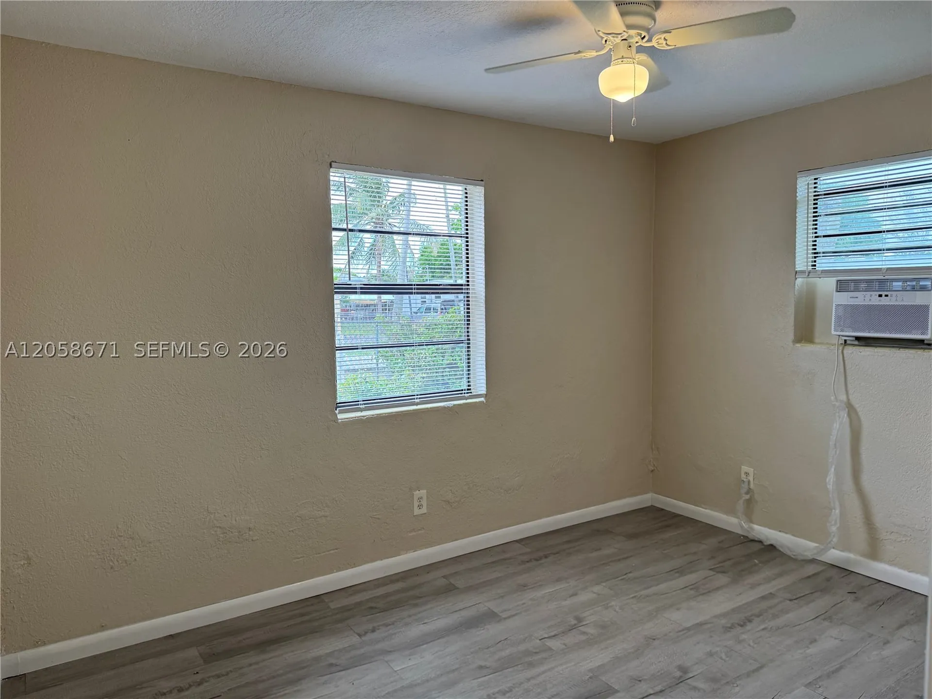 2352 NW 13th Court Fort Lauderdale FL 33311