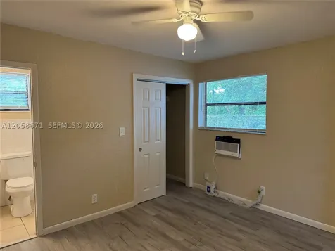 2352 NW 13th Court Fort Lauderdale FL 33311