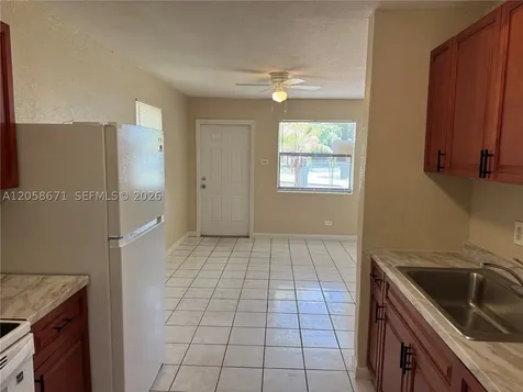 2352 NW 13th Court Fort Lauderdale FL 33311
