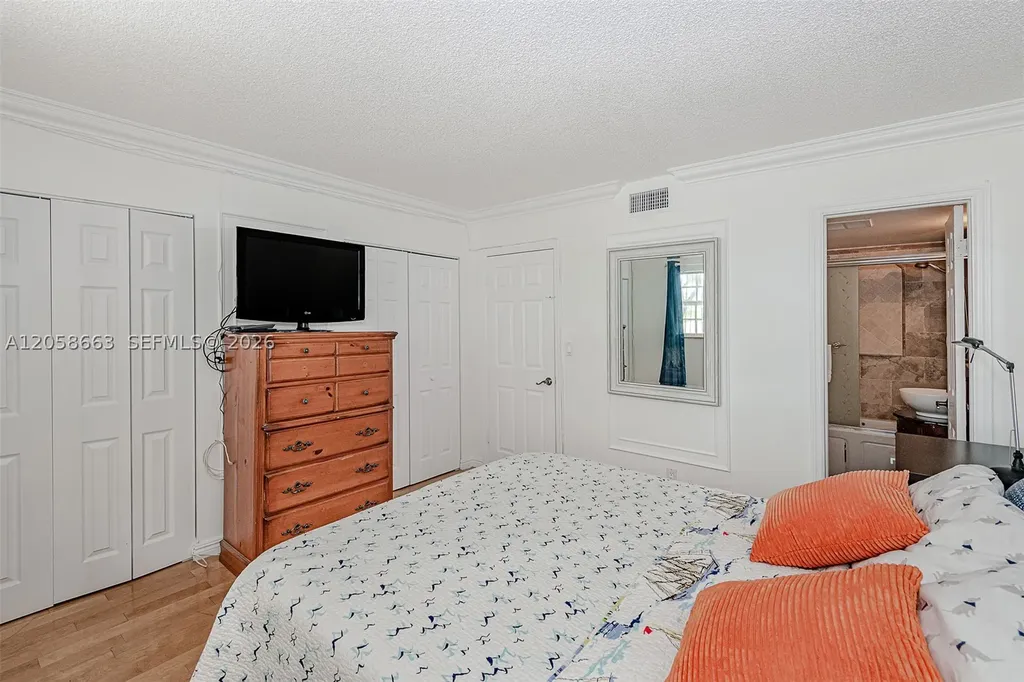 1413 N 15th Avenue Hollywood FL 33020