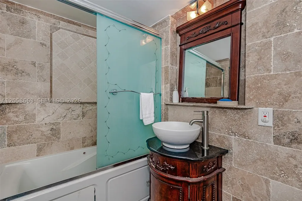 1413 N 15th Avenue Hollywood FL 33020
