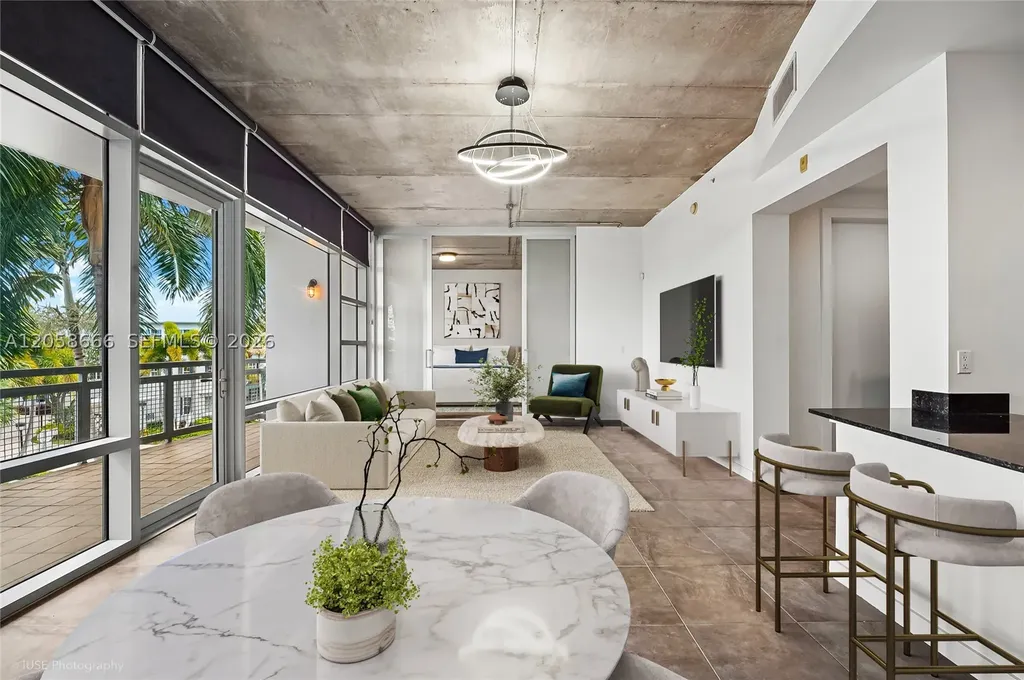 365 SE 6th Avenue Delray Beach FL 33483