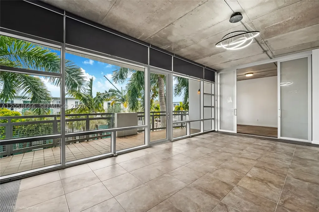 365 SE 6th Avenue Delray Beach FL 33483