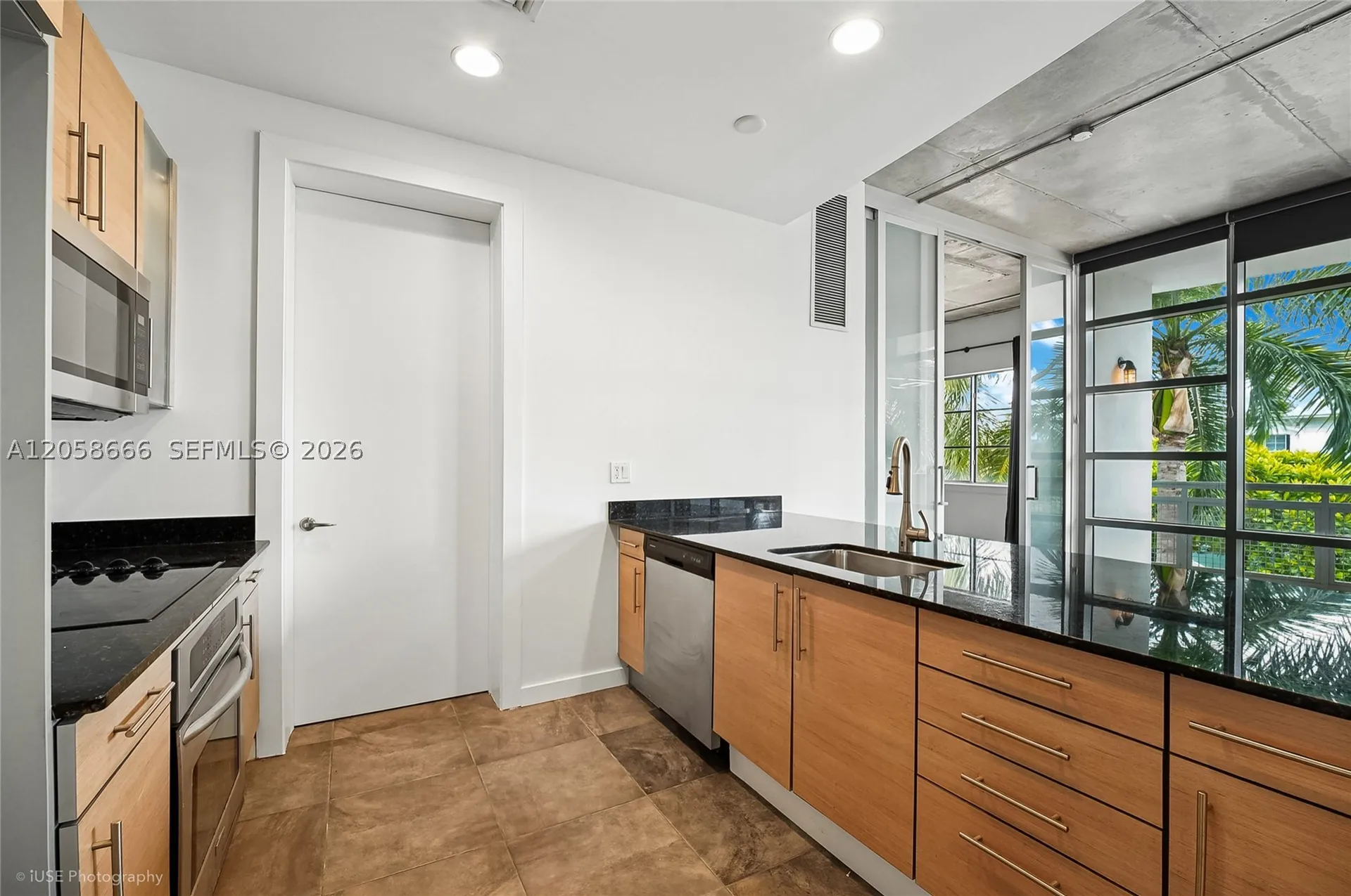 365 SE 6th Avenue Delray Beach FL 33483