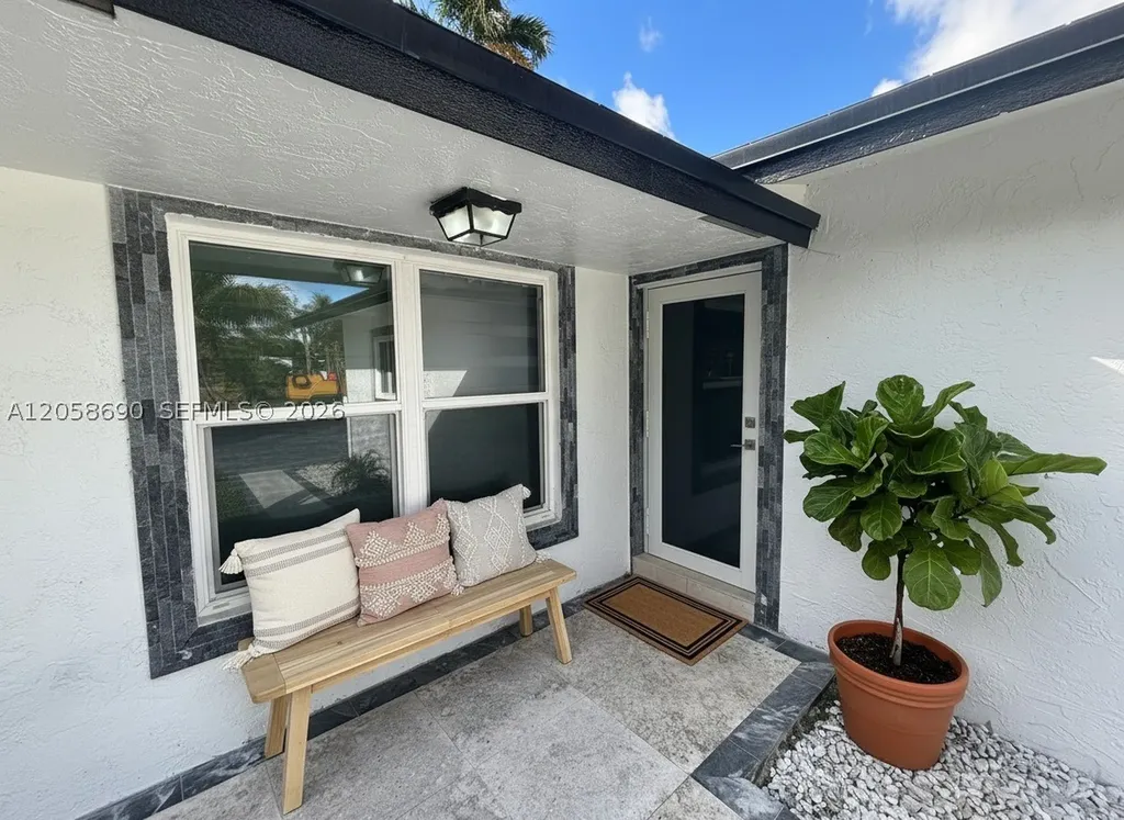 2900 SW 16th Street Fort Lauderdale FL 33312