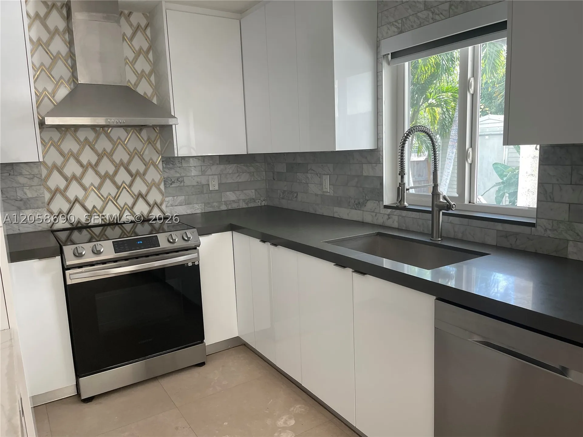 2900 SW 16th Street Fort Lauderdale FL 33312