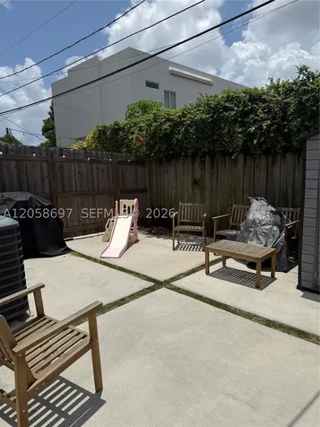 3662 SW 24th Terrace Miami FL 33145