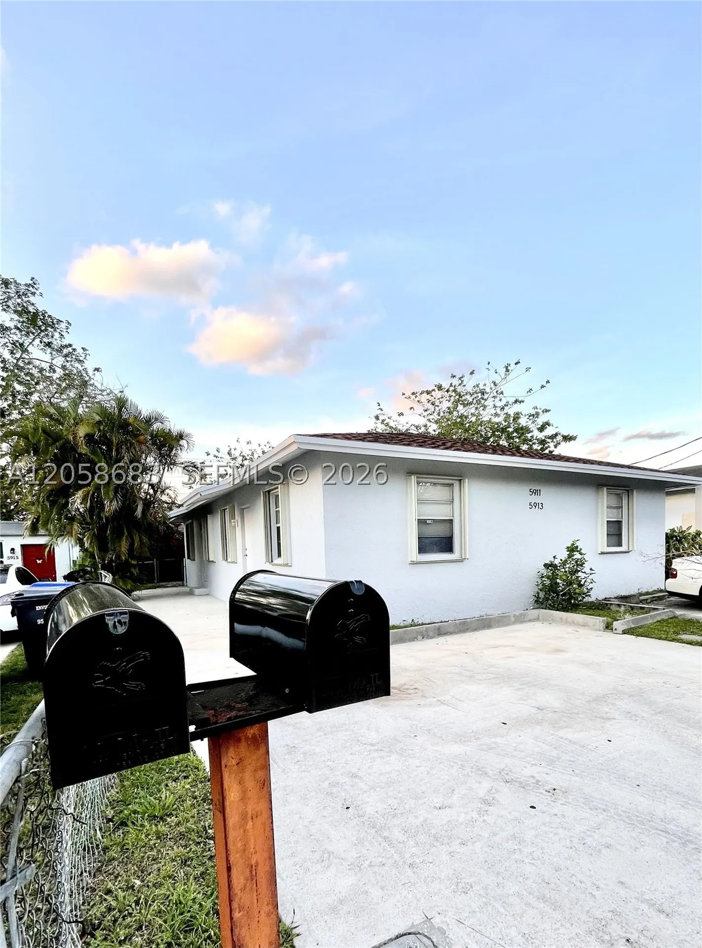 5911 Liberty Street Hollywood FL 33021