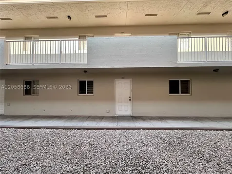 2925 W 80th Street Hialeah FL 33018