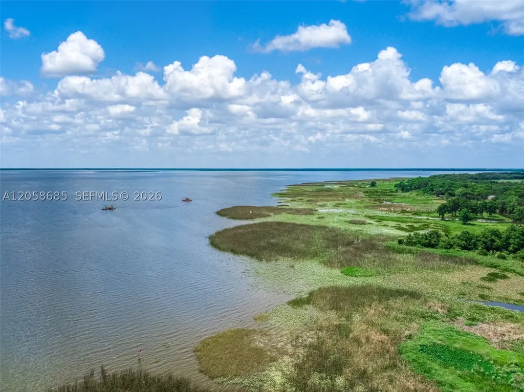 221 Speckled Perch Point Other City - In The State Of Florida FL 33857