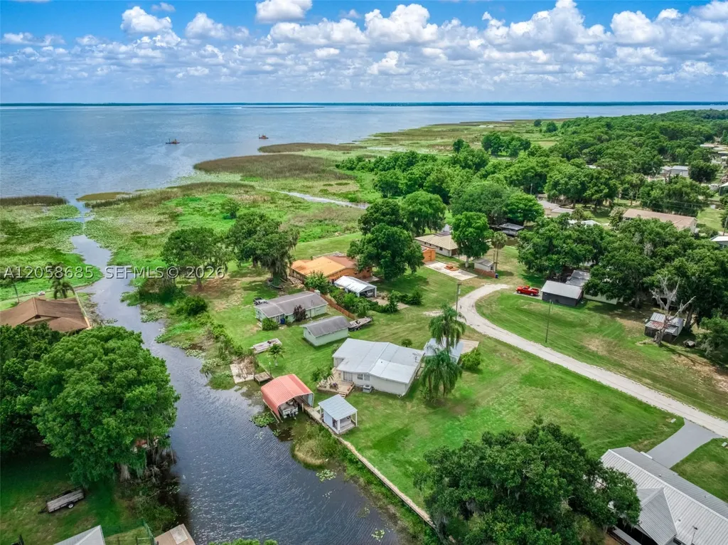 221 Speckled Perch Point Other City - In The State Of Florida FL 33857