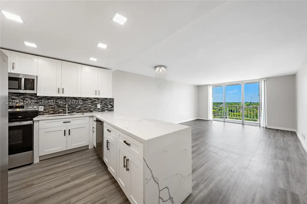 16740 NE 9th Avenue North Miami Beach FL 33162