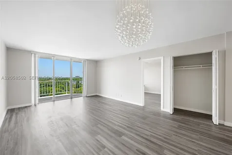 16740 NE 9th Avenue North Miami Beach FL 33162